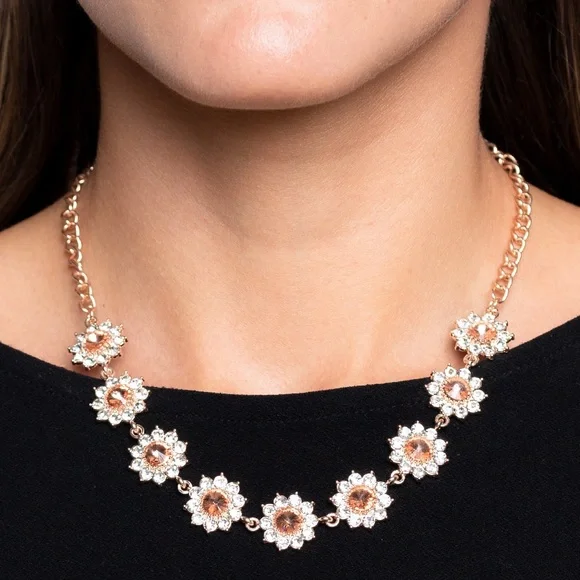 NEW Boutique Rose Gold & Silver Diamond Floral Necklace & Earrings Jewelry Set - Picture 1 of 3